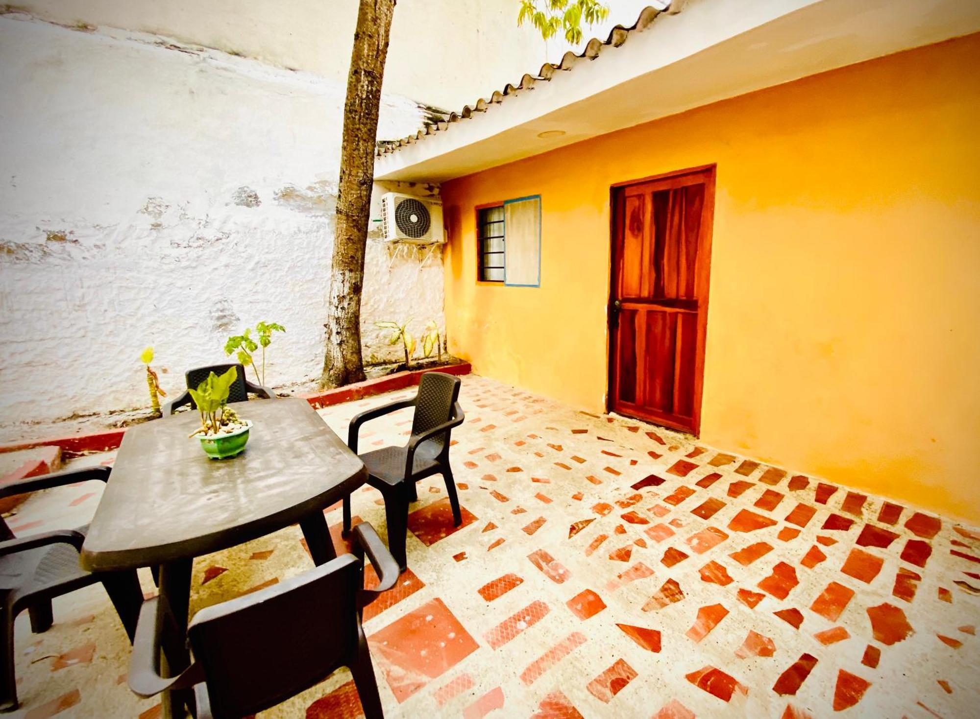 Mansion Bahia Manga Bed & Breakfast Cartagena Exterior photo